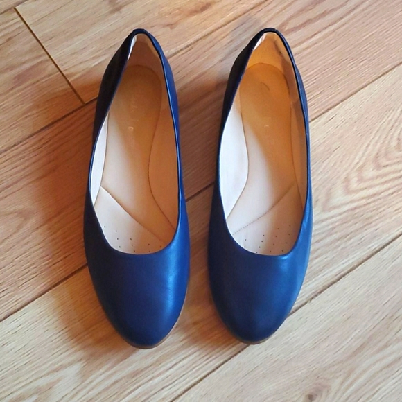 Clarks Shoes - Clark's Flats